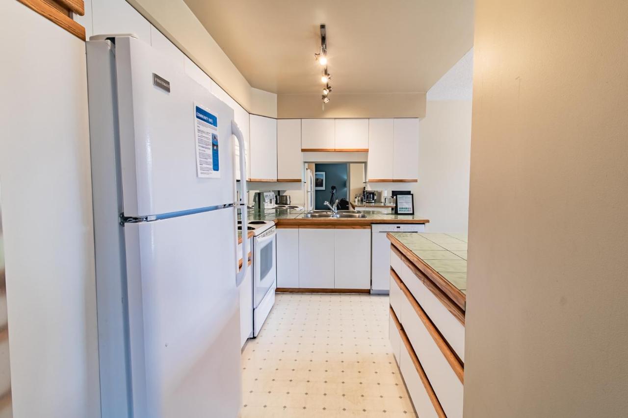 וויסטלר Snowbird Townhouses By Elevate Vacations מראה חיצוני תמונה